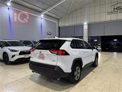 تۆیۆتا ڕاڤ 4